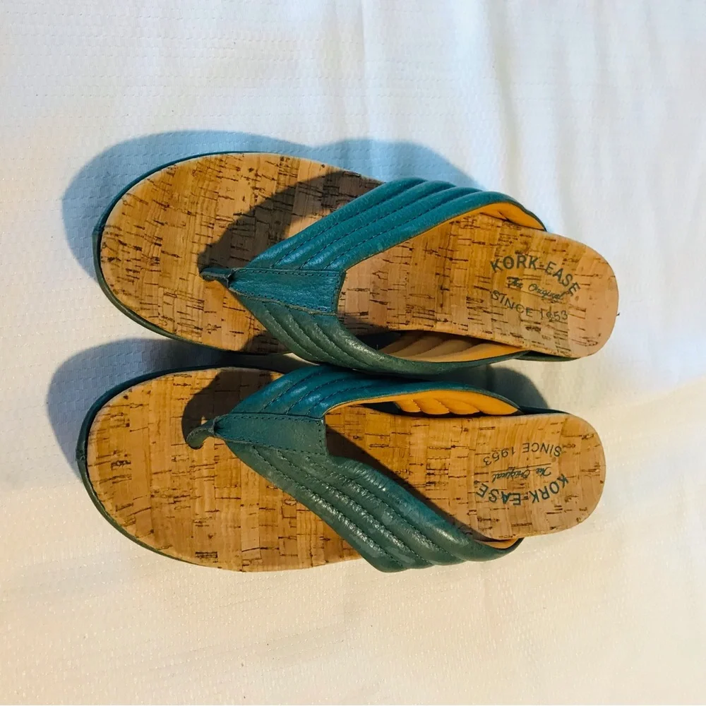 Kork-Ease wedges‎